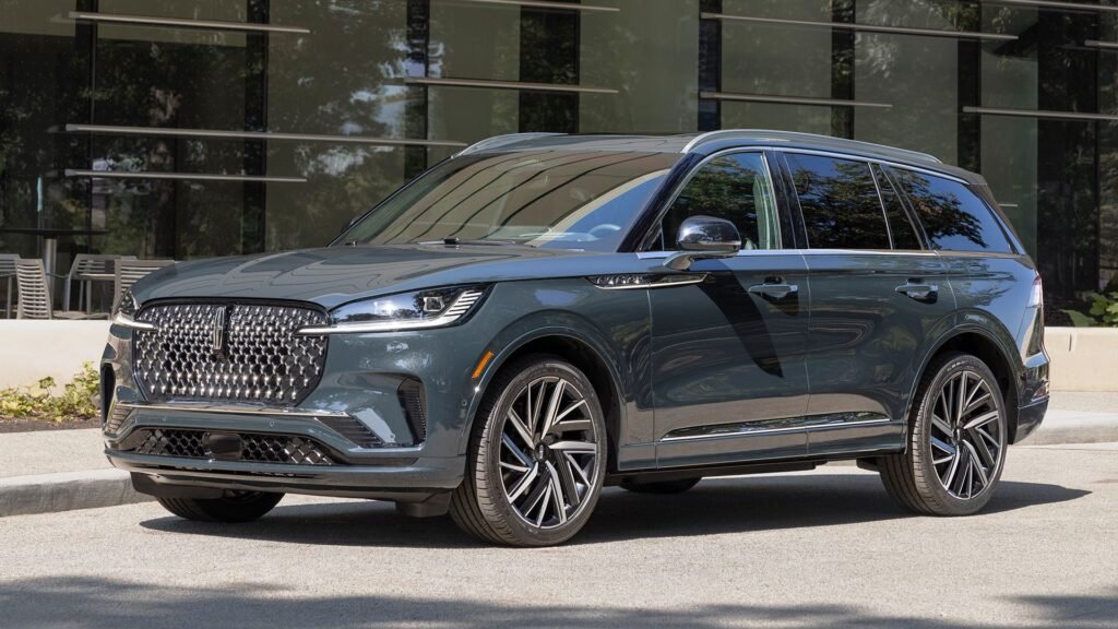 2025 Lincoln Aviator Images: Interior And Exterior Gallery