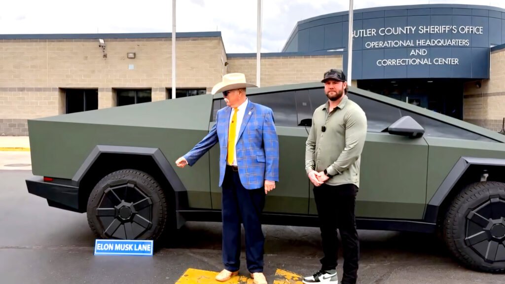 Ohio Sheriff Labels Tesla Vandals ‘Fat People Living In Mom’s Basement’