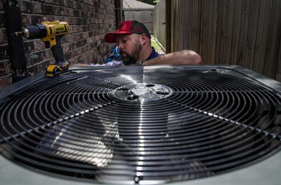 Stop Biden’s refrigerator rules before they freeze out small business