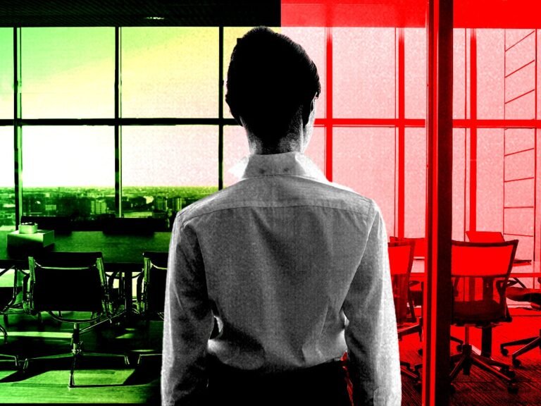Looking for a job in a recession? Here's the advice this career coach gives her clients.