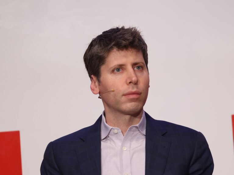 OpenAI slams DeepSeek, warning the US government that China is catching up fast