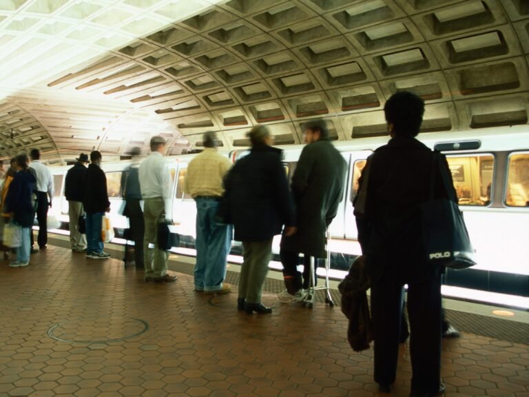 I'm a federal worker who commutes 15 hours a week after RTO. It's affected my marriage and social life.