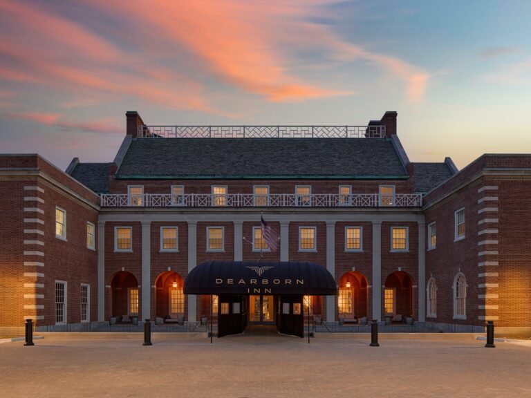 Look inside one of the first airport hotels in the US, built by Henry Ford and visited by Walt Disney and Ronald Reagan