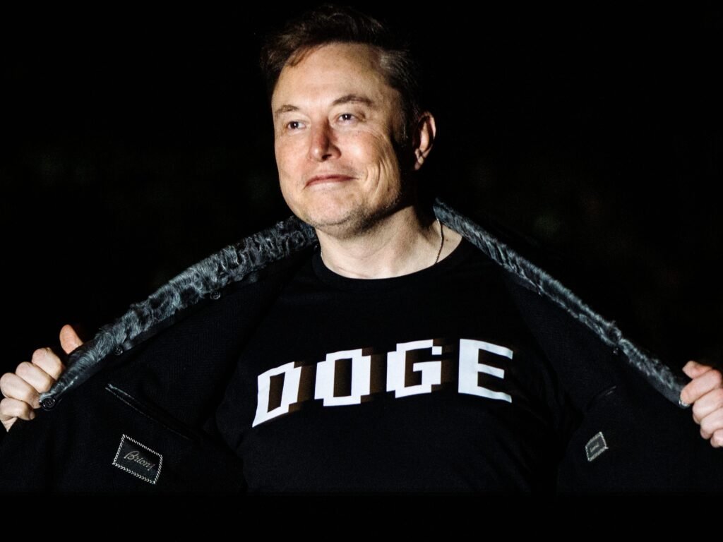 Elon Musk's surprise all-hands brings Tesla's biggest bull back from the brink
