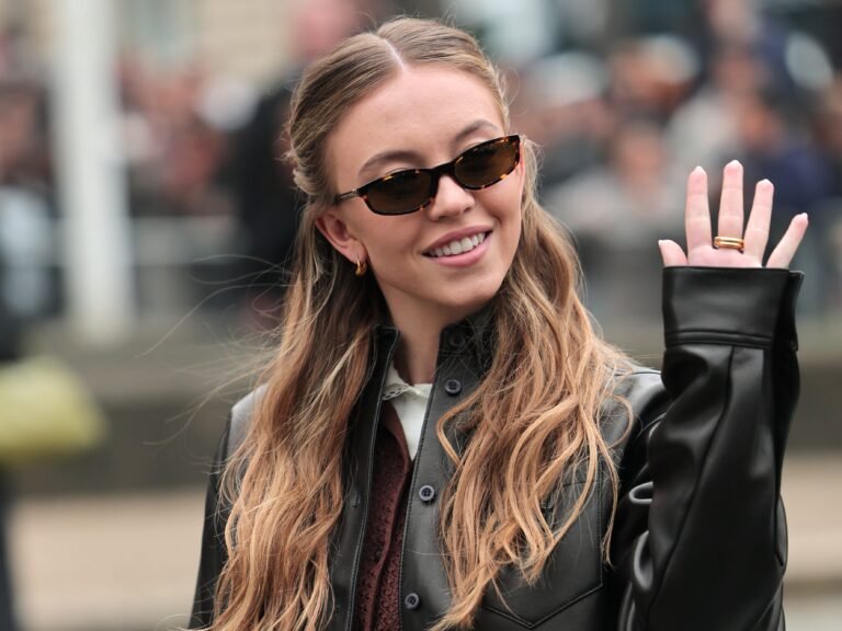This Reddit post was so popular that Hollywood is turning it into a movie starring Sydney Sweeney
