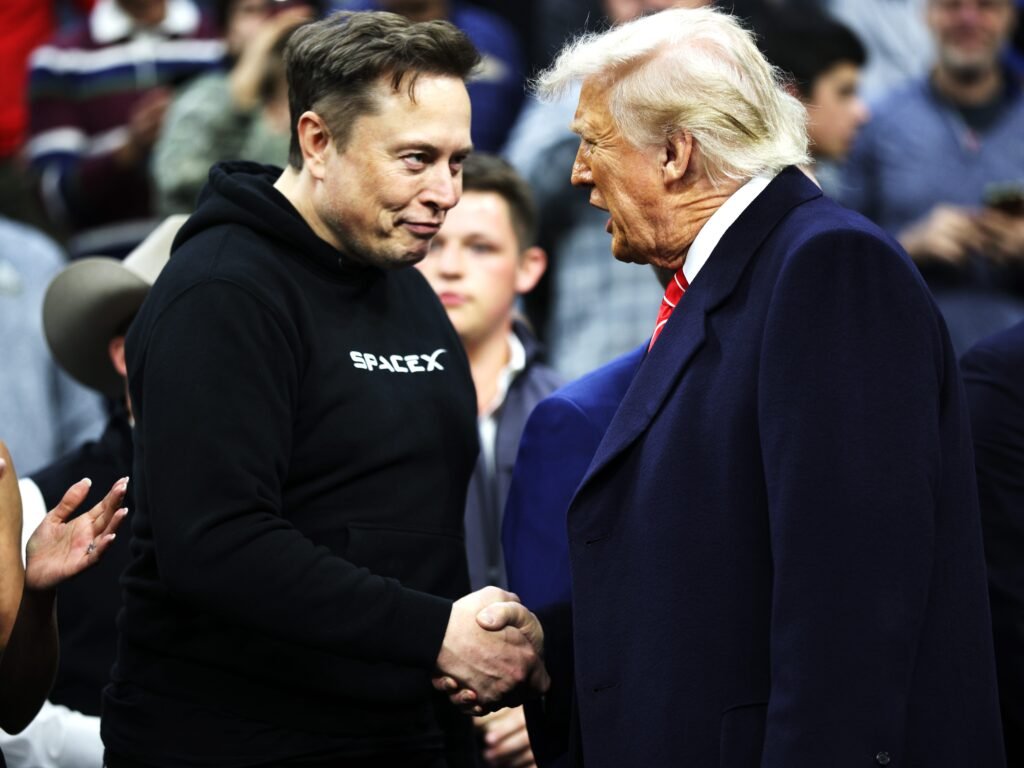 Trump showed up at the Wrestling Championships with Musk. Most of the crowd cheered.