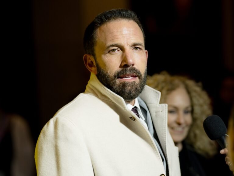 Ben Affleck tried to make acting a 9-to-5 job because he hated spending time away from his kids