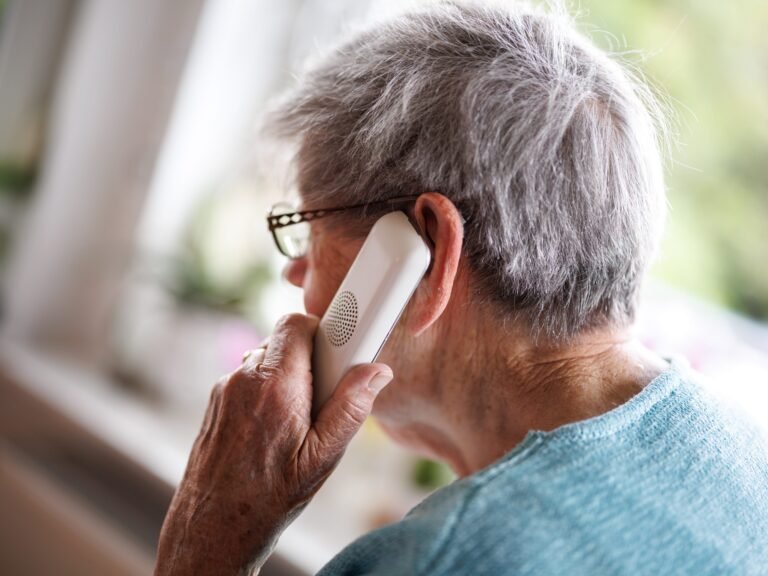 Seniors are flooding AARP with concerns about their Social Security retirement benefits