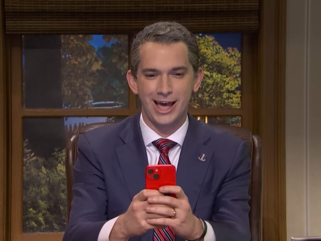 'Saturday Night Live' enters the Signal chat