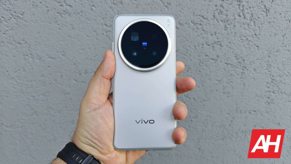 Monster camera alert: Vivo X200 Ultra's gigantic camera module shown