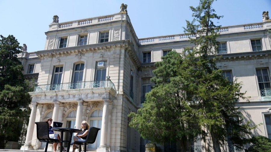 Monmouth University to shut down its renowned polling institute
