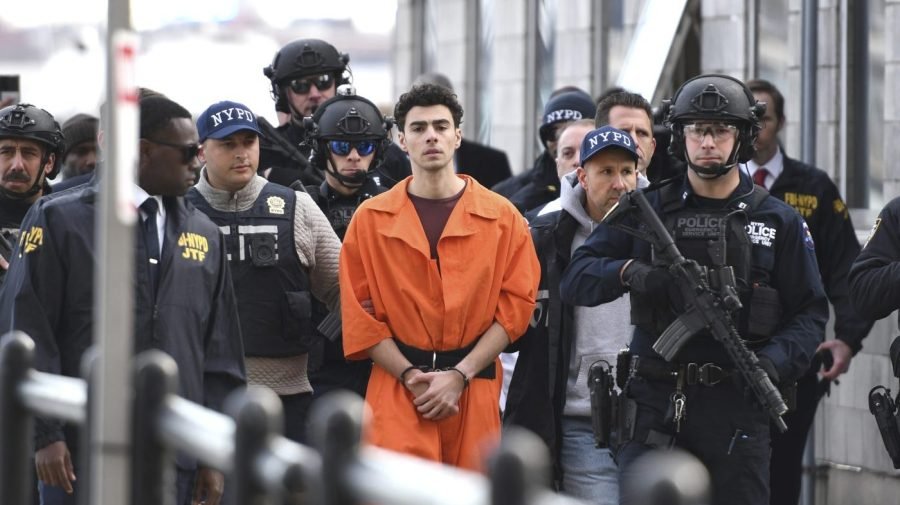 Luigi Mangione fundraiser says perp walk 'backfired'