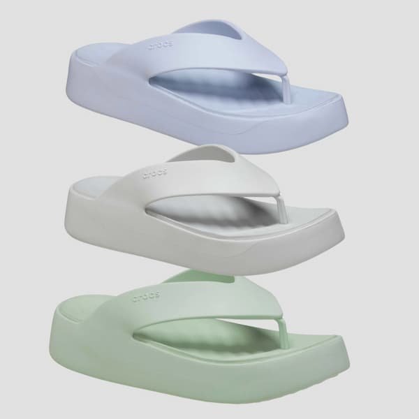 Crocs Women’s Getaway Platform Flip Flops only $19.99 (Reg. $45!)