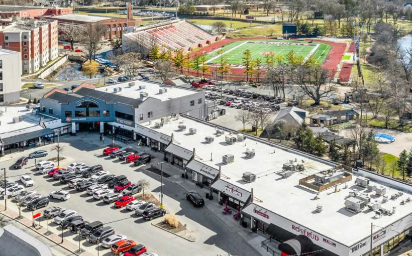 Lee & Associates Negotiates Retail Lease at Naperville Shopping CenterĀ