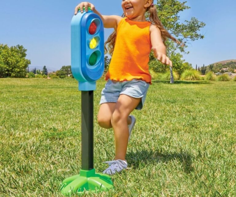 Little Tikes Red Light Green Light Just $19.97 on Walmart.com