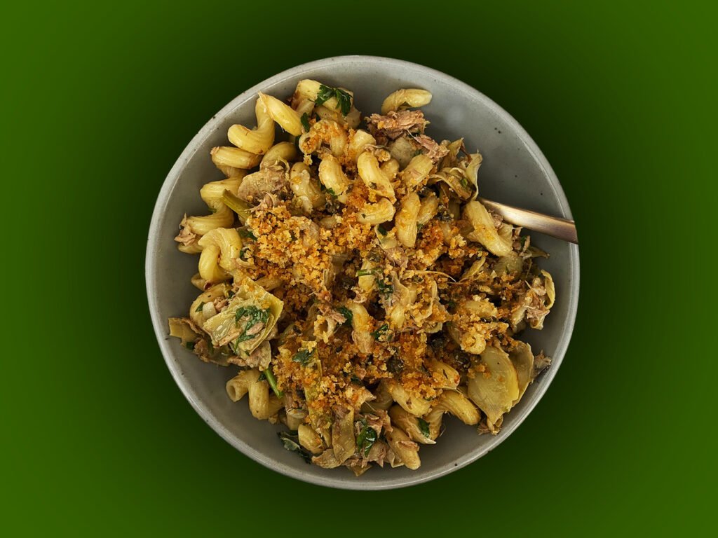 A Tuna and Artichoke Pasta Made Entirely of Pantry Staples