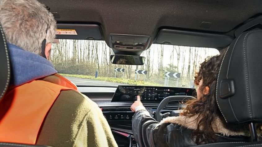Older drivers don’t care about in-car tech, but millennials want more