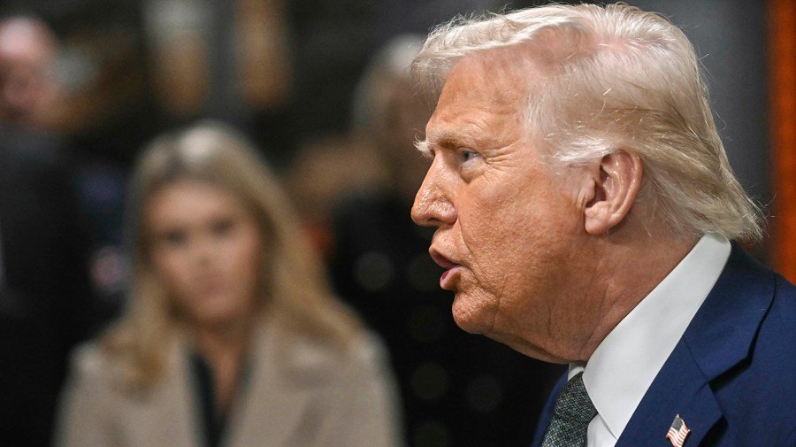 Morning Report — White House escalates fight over deportations