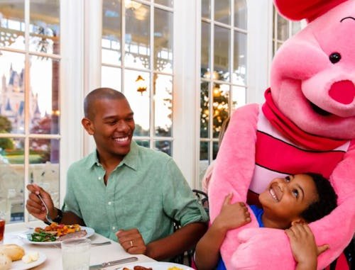 Disney World Character Dining: Everything You Need To Know From A Mom Of 3