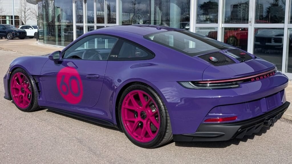 This Porsche 911 S/T Is Proof Money Can't Buy Taste