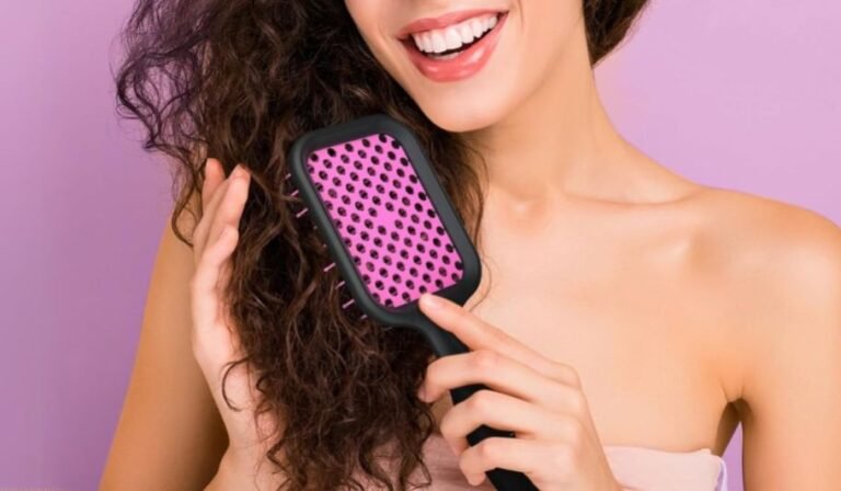 Vented Detangler Hair Brush Only $5.94 on Amazon (Reg. $17) | Great for All Hair Types