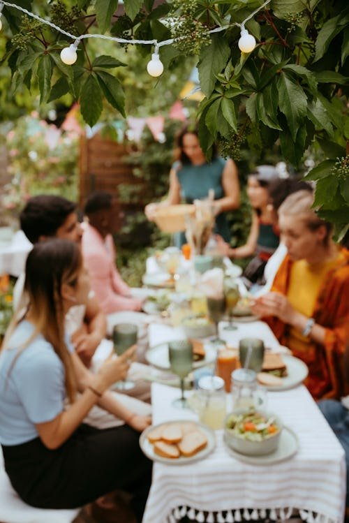 I Moonlighted As A Small Town Matchmaker & Here's What I Learned