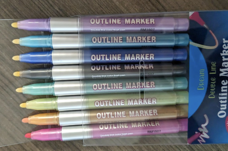 Outline Metallic Markers 8-Pack Just $4.99 Shipped on Amazon