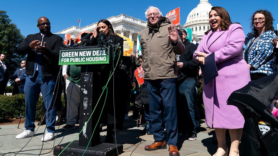 Sanders: Tour with Ocasio-Cortez meant to encourage more independent candidates
