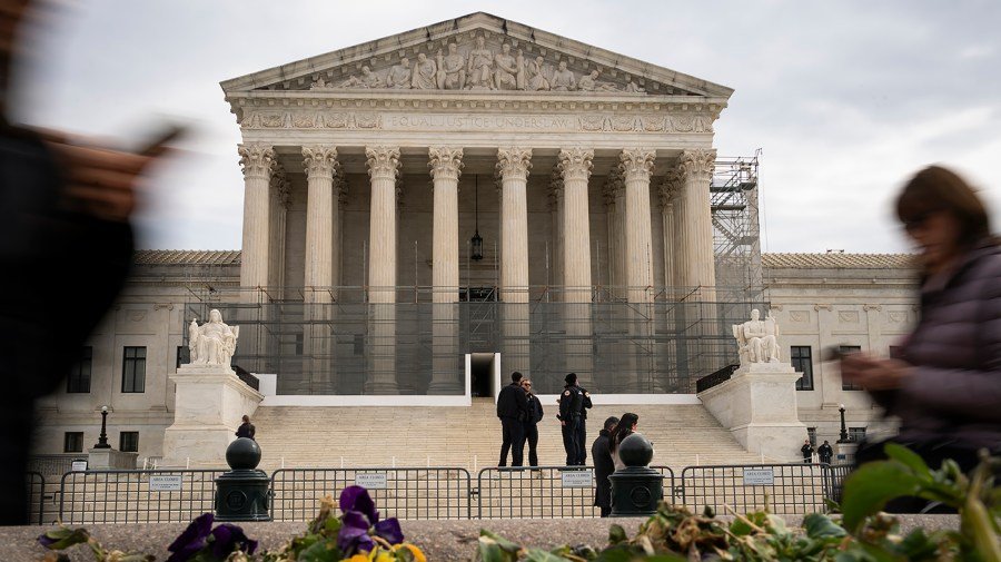 A judicial doctrine favored by conservatives could stymie Trump