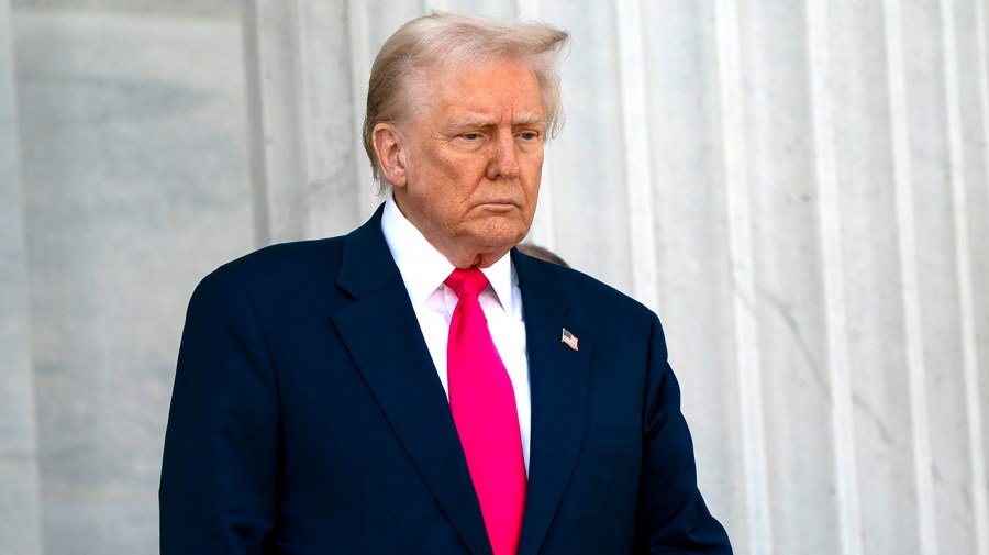Trump tariffs push consumer sentiment to lowest level since 2022