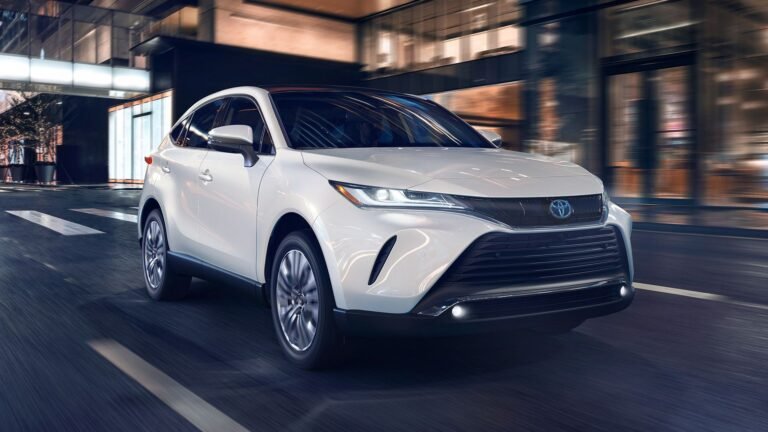 Toyota Venza Vs. RAV4: What Are The Differences?