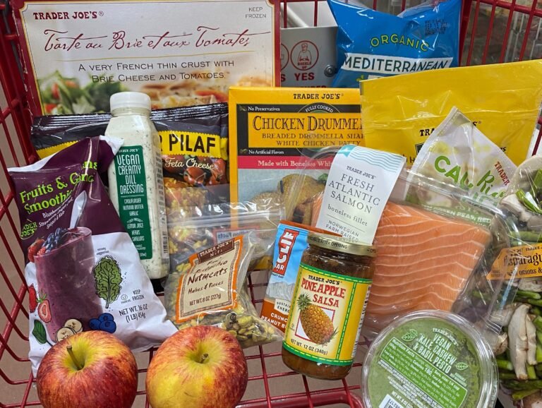 I'm a dietitian on the Mediterranean diet. Here are 12 things I buy at Trader Joe's when I don't feel like cooking.