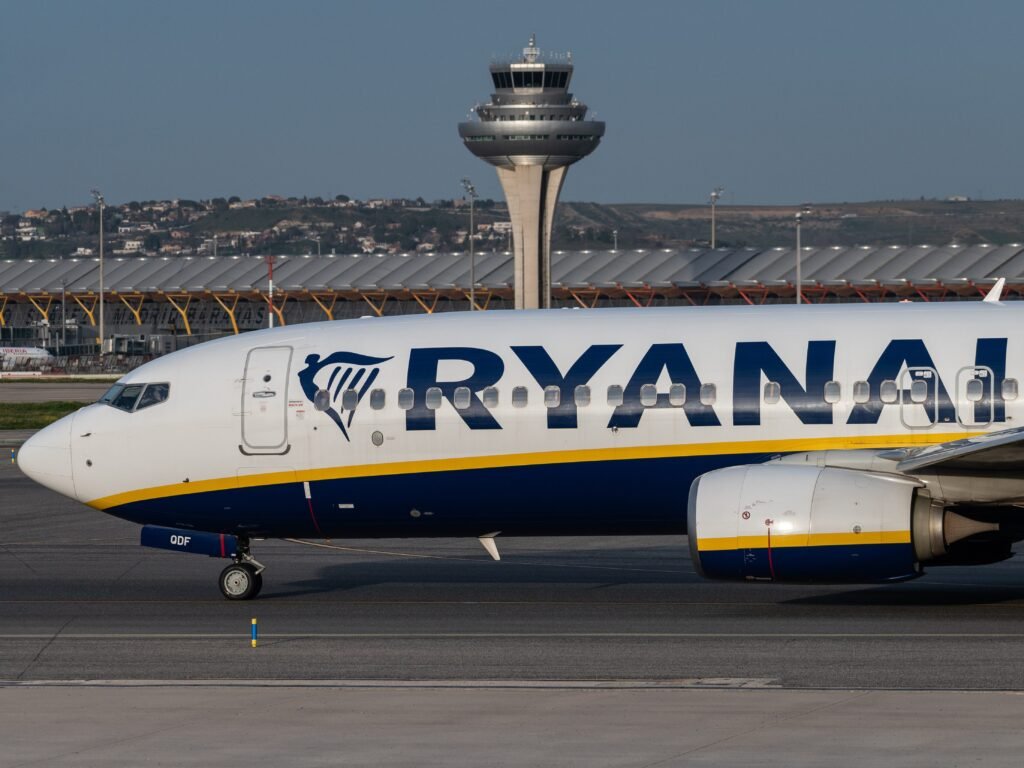 2 of the world's biggest airlines say they'll reject new planes if Trump's tariffs push up prices
