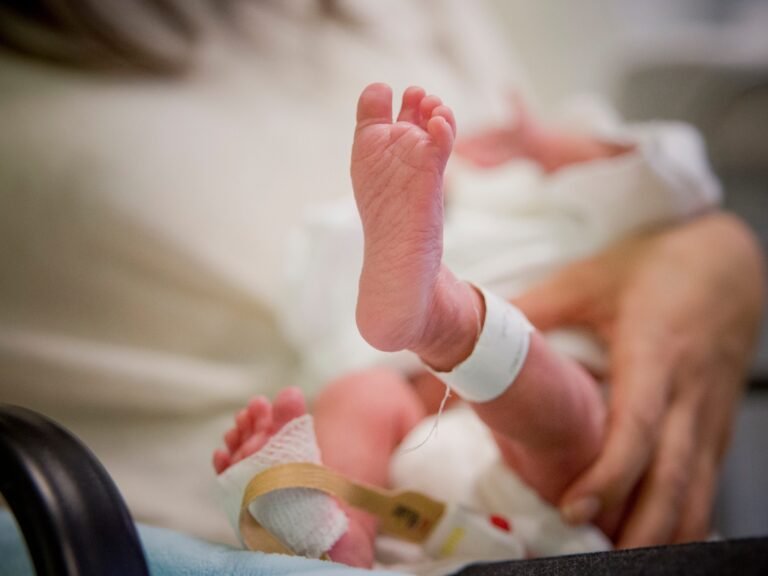 When my newborn was in the NICU, people showed up to support us. I've made a point to pay it forward.