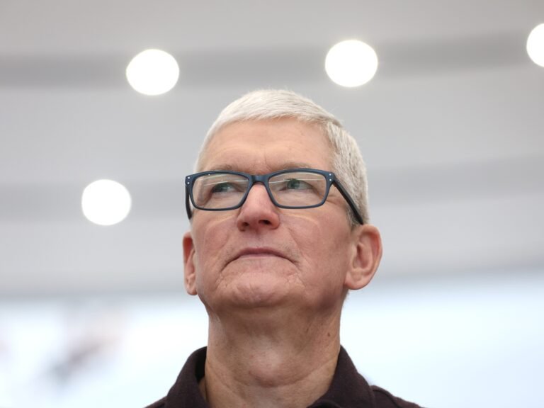 Apple is getting screwed by Trump's tariffs