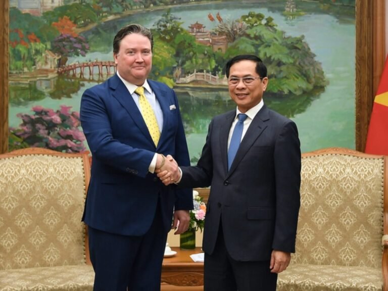 Vietnam 'ready' to remove US import tariffs as it seeks delay to Trump's 46% levy