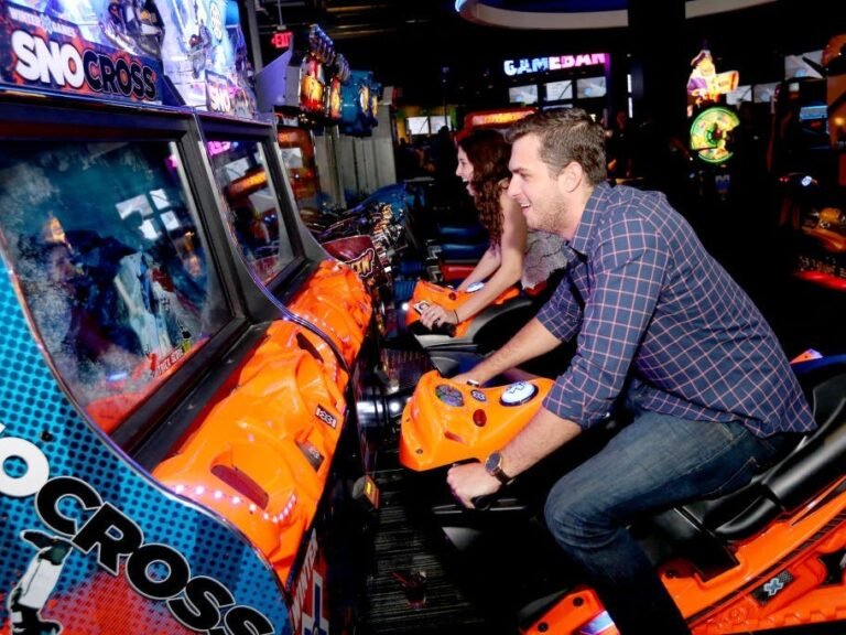 Read 4 brutal quotes of Dave & Buster's interim CEO absolutely tearing into the company's previous leadership