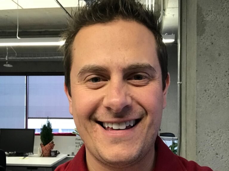 4 résumé tweaks that helped a teacher with no tech background land a job at Google