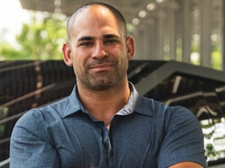 I'm a luxury car dealer who thought the Cybertruck would be the hottest drop of our lifetime. Now I'm struggling to sell it.