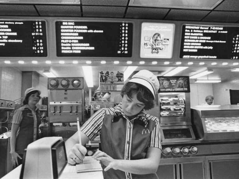Vintage photos show what it was like to eat at McDonald's in the 1970s