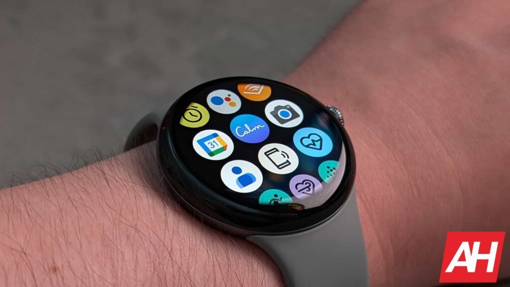 A PhD student loaded Windows on Pixel Watch 3, and it's legit cool