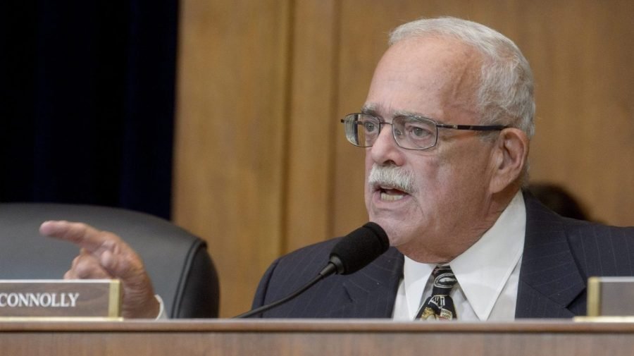 Connolly to step out of top Democratic spot on Oversight panel, citing health