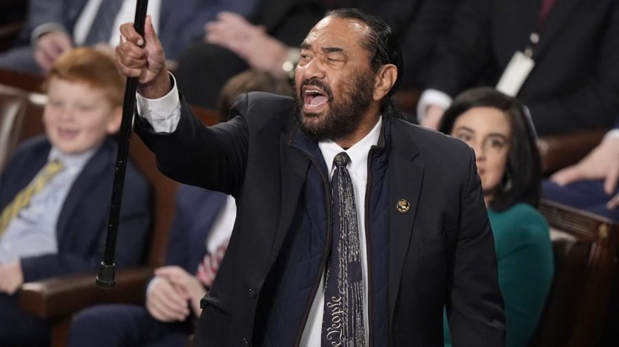 Al Green says he’ll present articles of impeachment against Trump in next 30 days