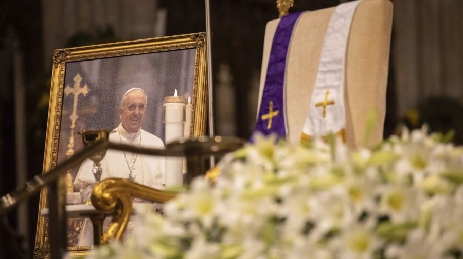 Watch live: Pope Francis honored with funeral in Rome