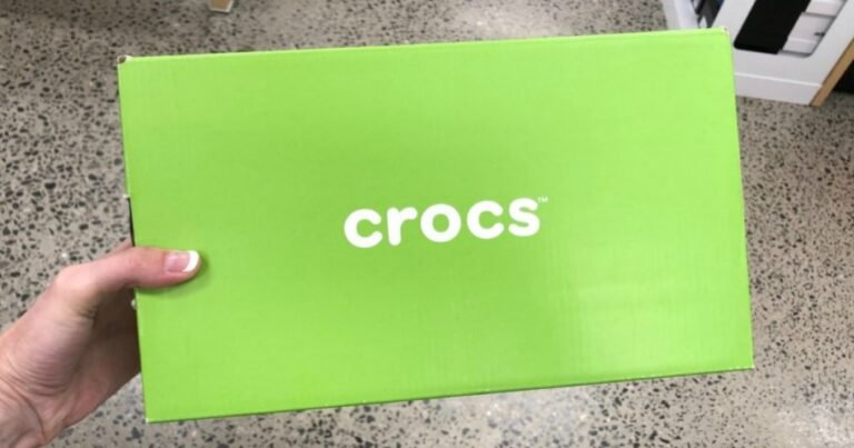 Up to 55% Off Walmart Crocs | Styles from $14.99