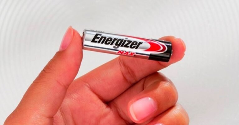 Energizer Max AAA Batteries 24-Pack Just $8.90 Shipped on Amazon (Regularly $22)