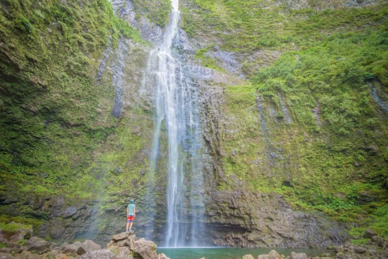 15 Jaw Dropping Outdoor Aventures In Kauai