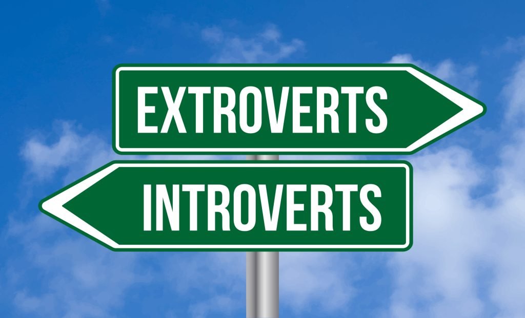 Quiet vs. Outgoing: 10 Daily Habits Separating Introverts and Extroverts