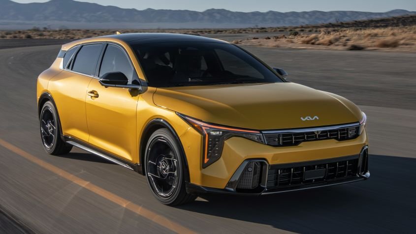 Long live the Kia K4: striking hatch set to replace the Ceed in Europe