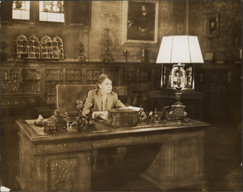 A Celebrated Librarian’s Concealed Life